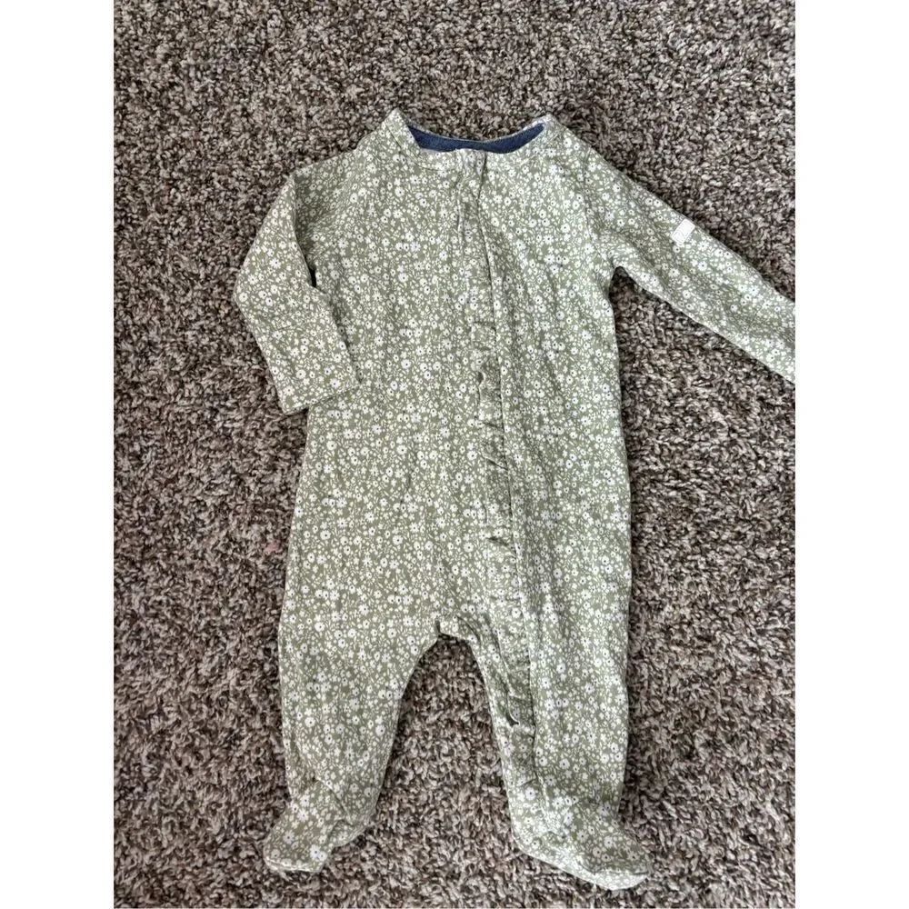 ❤️7 For All Mankind Ruffle Footie 0-3M - Picture 1 of 4